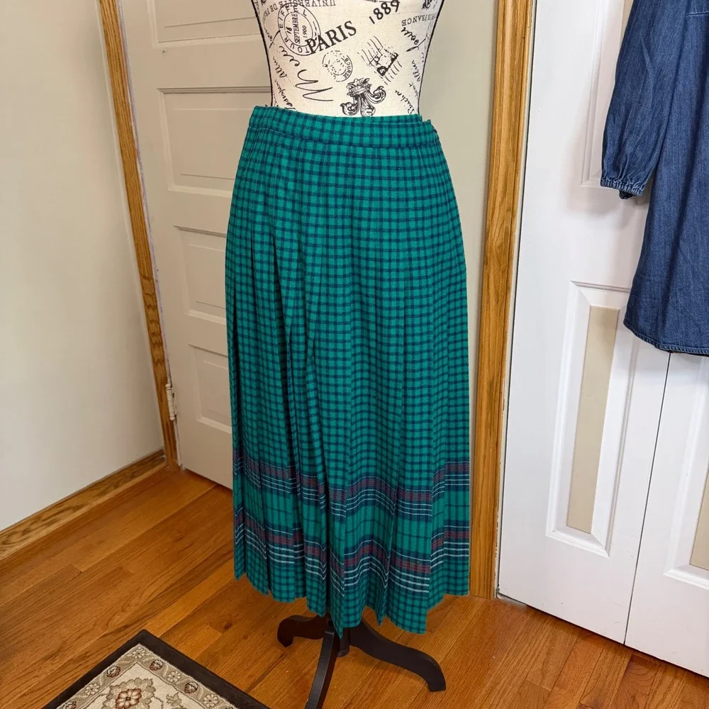 Pendleton Pleated Skirt Womens Size 12 Vintage Plaid Wool Midi Academia Classic